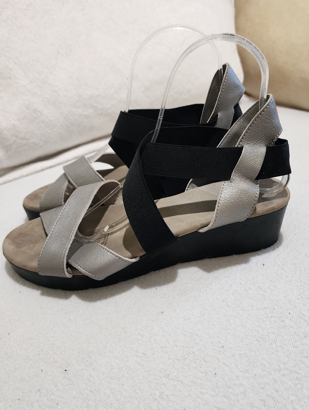 Arche Satia Leather Silver and Black Wedge Sandals with Elastic Cross Straps - Picture 2 of 10